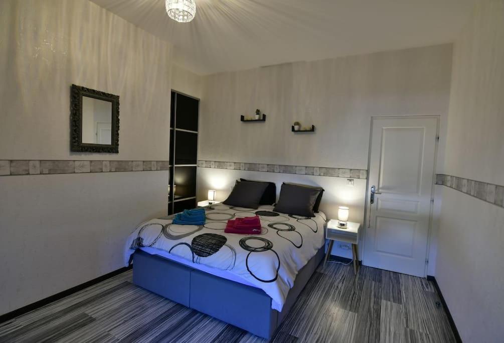 Grand Appartement De Haut Standing En Centre-Ville Montlucon Exterior photo